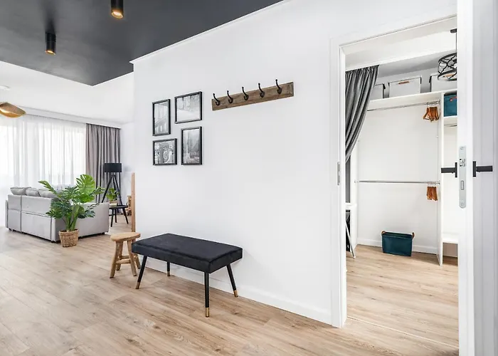 City View Apartment By Noclegi Renters